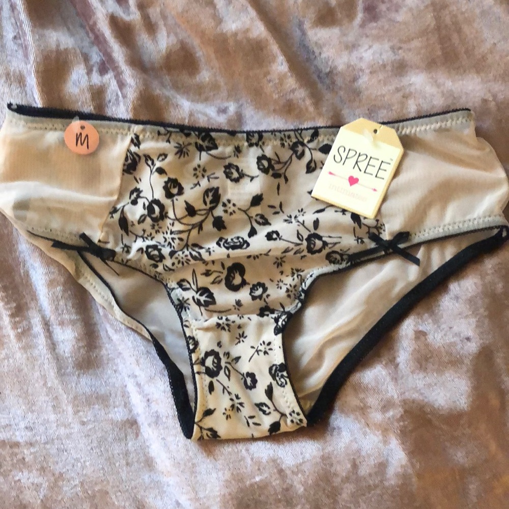 Velvet black cream lace underwear